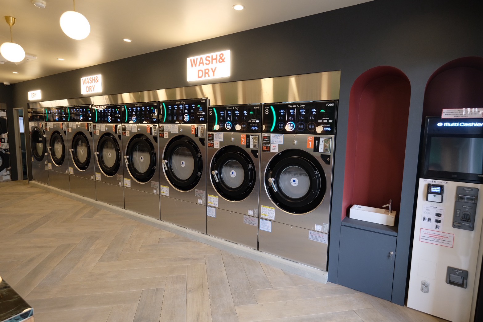 高砂店 店内風景写真